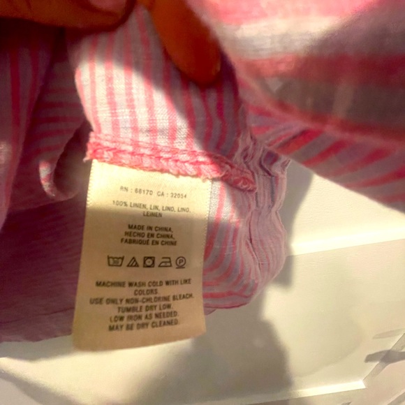 Anthropologie Asymmetrical tank with ruffle sleeve L side and strap on R. - Picture 6 of 6